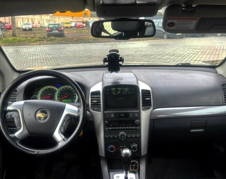 Коричневый Шевроле Каптива, объемом двигателя 2 л и пробегом 267 тыс. км за 4300 $, фото 8 на Automoto.ua