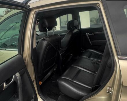 Коричневый Шевроле Каптива, объемом двигателя 2 л и пробегом 267 тыс. км за 4300 $, фото 7 на Automoto.ua