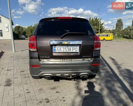 Коричневый Шевроле Каптива, объемом двигателя 2.38 л и пробегом 139 тыс. км за 15500 $, фото 3 на Automoto.ua