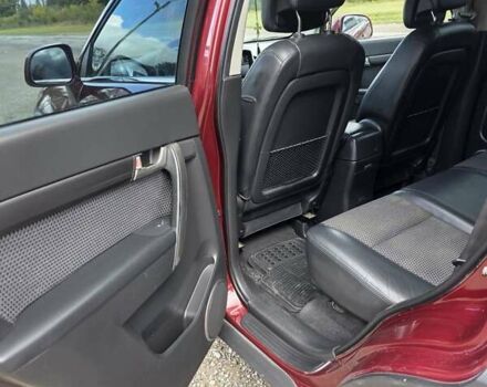 Красный Шевроле Каптива, объемом двигателя 1.99 л и пробегом 240 тыс. км за 7400 $, фото 17 на Automoto.ua