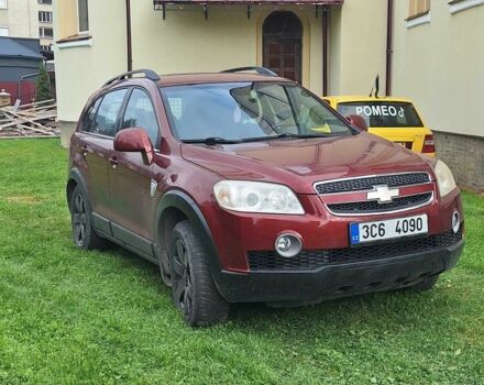 Красный Шевроле Каптива, объемом двигателя 2 л и пробегом 190 тыс. км за 3650 $, фото 3 на Automoto.ua