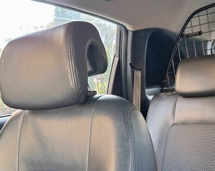 Красный Шевроле Каптива, объемом двигателя 2 л и пробегом 190 тыс. км за 3650 $, фото 13 на Automoto.ua