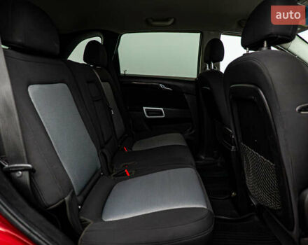 Красный Шевроле Каптива, объемом двигателя 2.4 л и пробегом 207 тыс. км за 9270 $, фото 17 на Automoto.ua