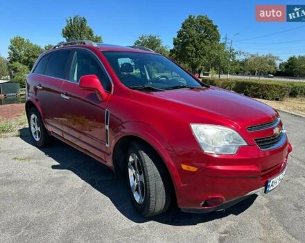 Красный Шевроле Каптива, объемом двигателя 2.38 л и пробегом 237 тыс. км за 9299 $, фото 4 на Automoto.ua
