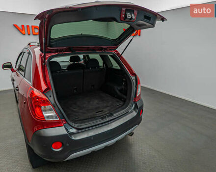 Красный Шевроле Каптива, объемом двигателя 2.4 л и пробегом 207 тыс. км за 9270 $, фото 6 на Automoto.ua