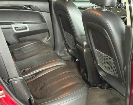 Красный Шевроле Каптива, объемом двигателя 2.4 л и пробегом 120 тыс. км за 8990 $, фото 16 на Automoto.ua