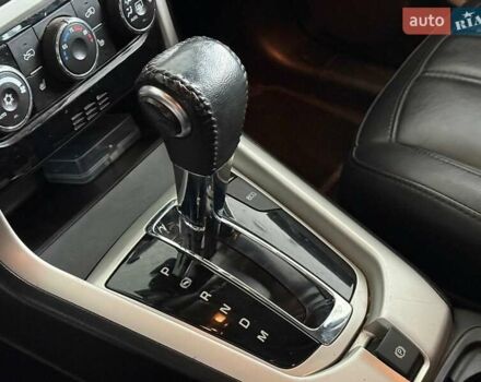 Красный Шевроле Каптива, объемом двигателя 2.4 л и пробегом 120 тыс. км за 8990 $, фото 11 на Automoto.ua