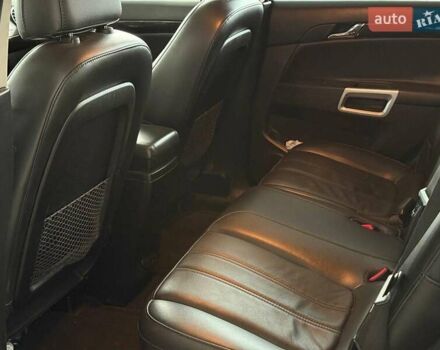 Красный Шевроле Каптива, объемом двигателя 2.4 л и пробегом 120 тыс. км за 8990 $, фото 14 на Automoto.ua