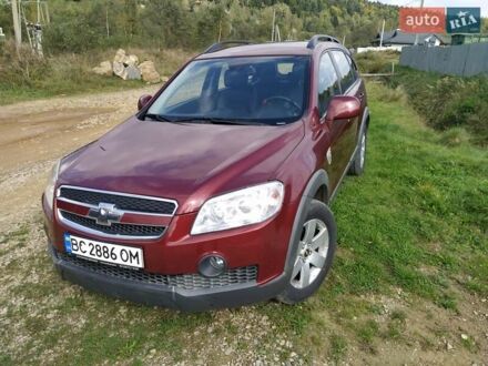 Шевроле Каптіва 2007 у Червонограде на Automoto.ua Червоний Шевроле Каптіва, об'ємом двигуна 2 л та пробігом 241 тис. км за 9850 $, фото 1 на Automoto.ua