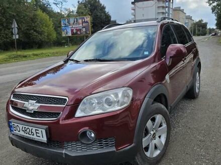 Красный Шевроле Каптива, объемом двигателя 1.99 л и пробегом 240 тыс. км за 7400 $, фото 1 на Automoto.ua