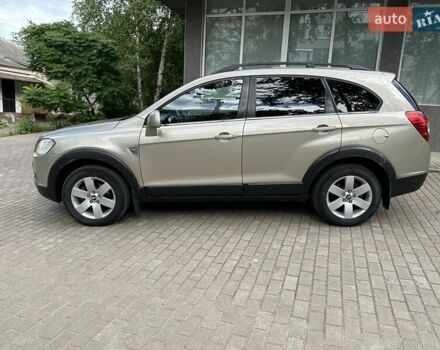 Шевроле Каптива, объемом двигателя 0 л и пробегом 200 тыс. км за 7800 $, фото 3 на Automoto.ua