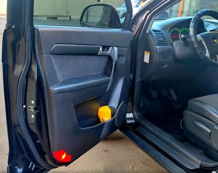 Шевроле Каптива, объемом двигателя 2.2 л и пробегом 170 тыс. км за 3000 $, фото 10 на Automoto.ua