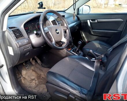 Шевроле Каптива, объемом двигателя 2 л и пробегом 280 тыс. км за 5700 $, фото 8 на Automoto.ua