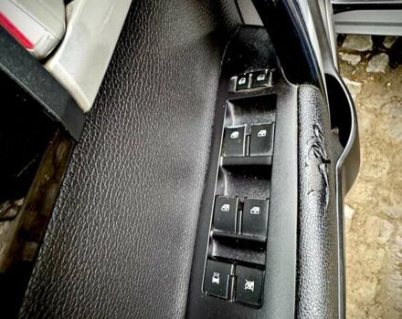 Шевроле Каптива, объемом двигателя 2.2 л и пробегом 161 тыс. км за 11800 $, фото 14 на Automoto.ua