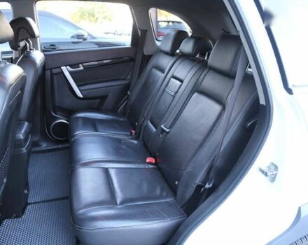 Шевроле Каптива, объемом двигателя 2.2 л и пробегом 180 тыс. км за 11000 $, фото 9 на Automoto.ua