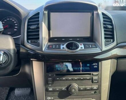 Шевроле Каптіва, об'ємом двигуна 2 л та пробігом 153 тис. км за 13500 $, фото 12 на Automoto.ua