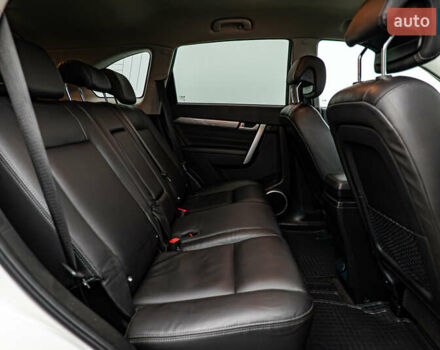 Шевроле Каптива, объемом двигателя 2.4 л и пробегом 73 тыс. км за 16638 $, фото 40 на Automoto.ua