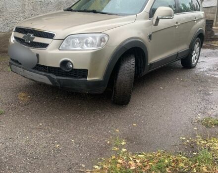 Жовтий Шевроле Каптіва, об'ємом двигуна 2 л та пробігом 367 тис. км за 4300 $, фото 2 на Automoto.ua
