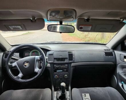 Сірий Шевроле Каптіва, об'ємом двигуна 2 л та пробігом 180 тис. км за 4100 $, фото 5 на Automoto.ua