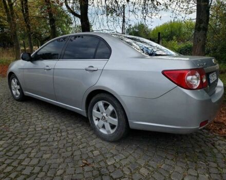 Сірий Шевроле Каптіва, об'ємом двигуна 2 л та пробігом 180 тис. км за 4100 $, фото 4 на Automoto.ua