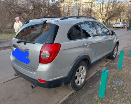 Серый Шевроле Каптива, объемом двигателя 2.4 л и пробегом 280 тыс. км за 6750 $, фото 4 на Automoto.ua