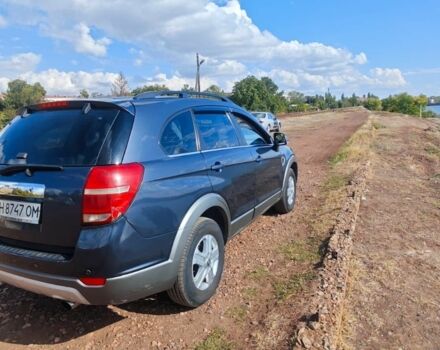 Серый Шевроле Каптива, объемом двигателя 2 л и пробегом 237 тыс. км за 7500 $, фото 2 на Automoto.ua