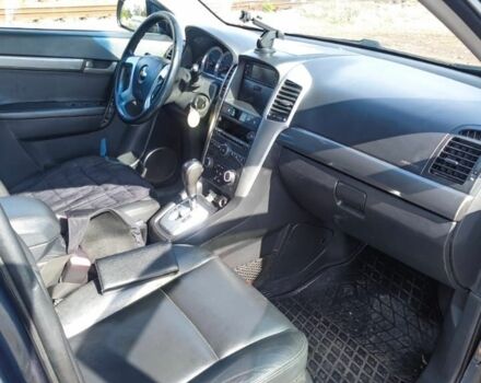 Серый Шевроле Каптива, объемом двигателя 2 л и пробегом 237 тыс. км за 7500 $, фото 5 на Automoto.ua