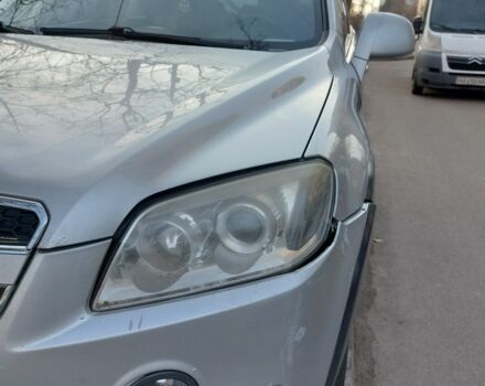 Серый Шевроле Каптива, объемом двигателя 2.4 л и пробегом 280 тыс. км за 6750 $, фото 8 на Automoto.ua