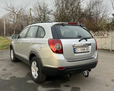 Серый Шевроле Каптива, объемом двигателя 2 л и пробегом 260 тыс. км за 7000 $, фото 3 на Automoto.ua