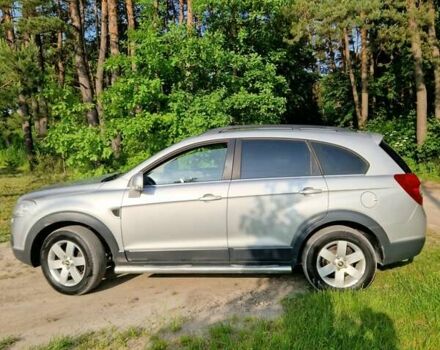 Сірий Шевроле Каптіва, об'ємом двигуна 2.41 л та пробігом 237 тис. км за 7800 $, фото 7 на Automoto.ua