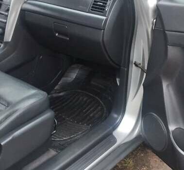 Серый Шевроле Каптива, объемом двигателя 2.4 л и пробегом 223 тыс. км за 8700 $, фото 7 на Automoto.ua