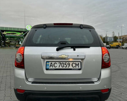 Серый Шевроле Каптива, объемом двигателя 2.41 л и пробегом 230 тыс. км за 7500 $, фото 8 на Automoto.ua