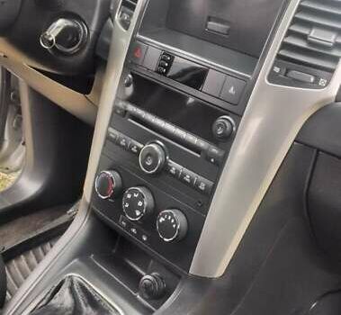 Серый Шевроле Каптива, объемом двигателя 2.4 л и пробегом 223 тыс. км за 8700 $, фото 5 на Automoto.ua