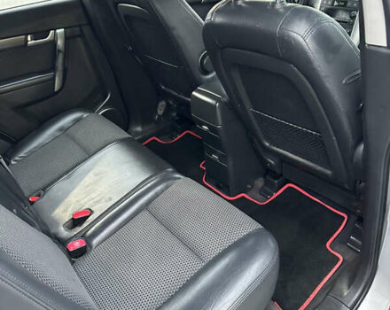 Серый Шевроле Каптива, объемом двигателя 2.41 л и пробегом 230 тыс. км за 7500 $, фото 11 на Automoto.ua