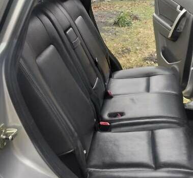 Серый Шевроле Каптива, объемом двигателя 2.4 л и пробегом 223 тыс. км за 8700 $, фото 8 на Automoto.ua