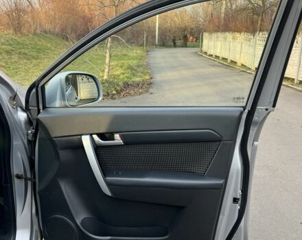 Серый Шевроле Каптива, объемом двигателя 2 л и пробегом 260 тыс. км за 7000 $, фото 15 на Automoto.ua