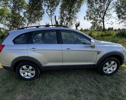 Серый Шевроле Каптива, объемом двигателя 2.4 л и пробегом 244 тыс. км за 3900 $, фото 1 на Automoto.ua