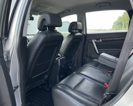 Серый Шевроле Каптива, объемом двигателя 0 л и пробегом 220 тыс. км за 7800 $, фото 6 на Automoto.ua