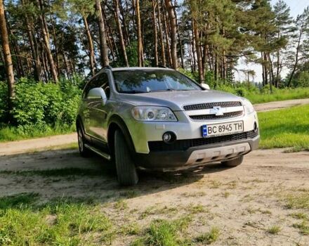 Сірий Шевроле Каптіва, об'ємом двигуна 2.41 л та пробігом 237 тис. км за 7800 $, фото 12 на Automoto.ua