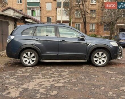 Серый Шевроле Каптива, объемом двигателя 1.99 л и пробегом 300 тыс. км за 6999 $, фото 6 на Automoto.ua