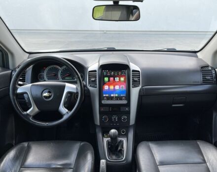 Серый Шевроле Каптива, объемом двигателя 0 л и пробегом 220 тыс. км за 7800 $, фото 5 на Automoto.ua