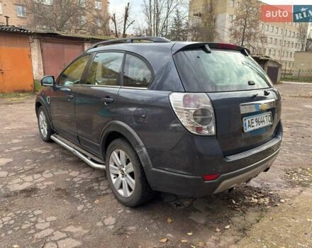 Серый Шевроле Каптива, объемом двигателя 1.99 л и пробегом 300 тыс. км за 6999 $, фото 3 на Automoto.ua