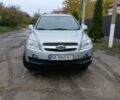 Серый Шевроле Каптива, объемом двигателя 2 л и пробегом 350 тыс. км за 9200 $, фото 1 на Automoto.ua