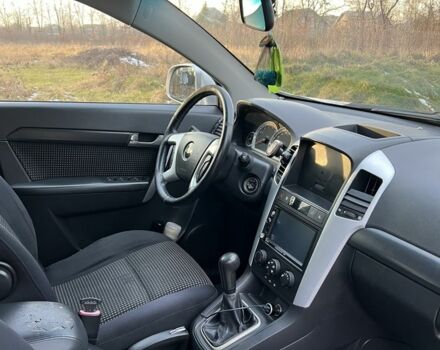 Серый Шевроле Каптива, объемом двигателя 2 л и пробегом 260 тыс. км за 7000 $, фото 12 на Automoto.ua