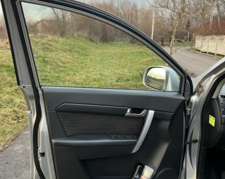 Серый Шевроле Каптива, объемом двигателя 2 л и пробегом 260 тыс. км за 7000 $, фото 21 на Automoto.ua