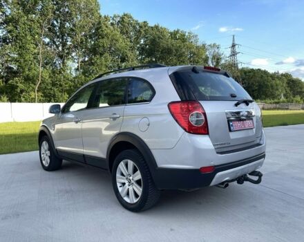 Серый Шевроле Каптива, объемом двигателя 0 л и пробегом 220 тыс. км за 7800 $, фото 3 на Automoto.ua