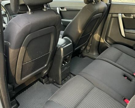 Серый Шевроле Каптива, объемом двигателя 2 л и пробегом 260 тыс. км за 7000 $, фото 20 на Automoto.ua