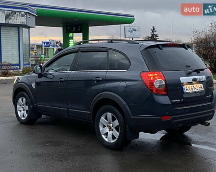 Серый Шевроле Каптива, объемом двигателя 2 л и пробегом 160 тыс. км за 8300 $, фото 6 на Automoto.ua