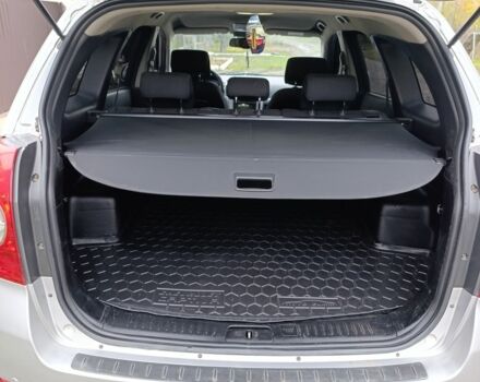 Серый Шевроле Каптива, объемом двигателя 2 л и пробегом 350 тыс. км за 9200 $, фото 7 на Automoto.ua