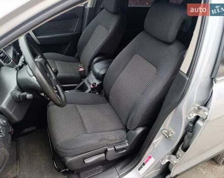 Серый Шевроле Каптива, объемом двигателя 2.4 л и пробегом 240 тыс. км за 6800 $, фото 18 на Automoto.ua